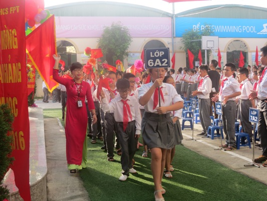 Trường THCS FPT Hà Nội tưng bừng chào đón năm học mới 2015-2016